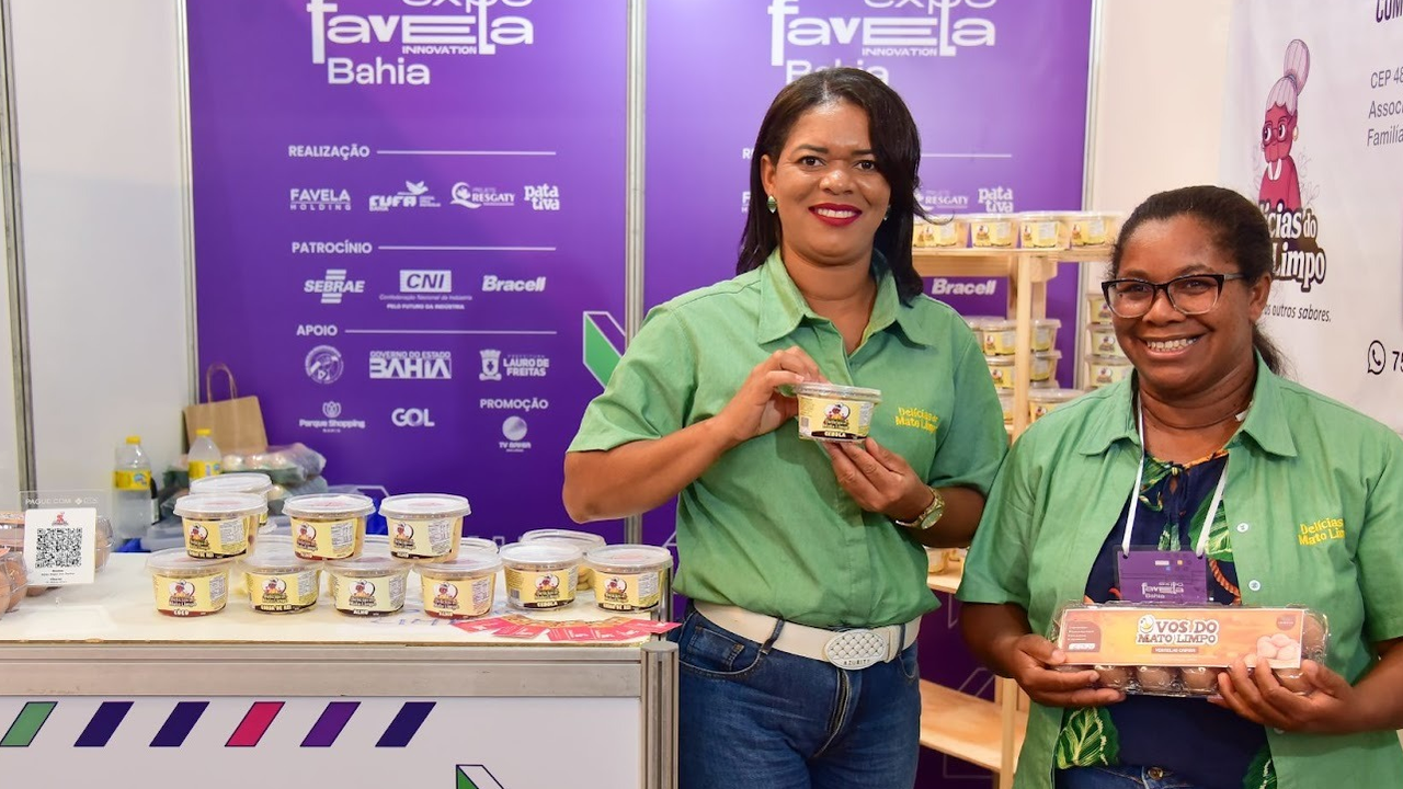 Integrantes do grupo Delícias de Mato Limpo, na Bahia