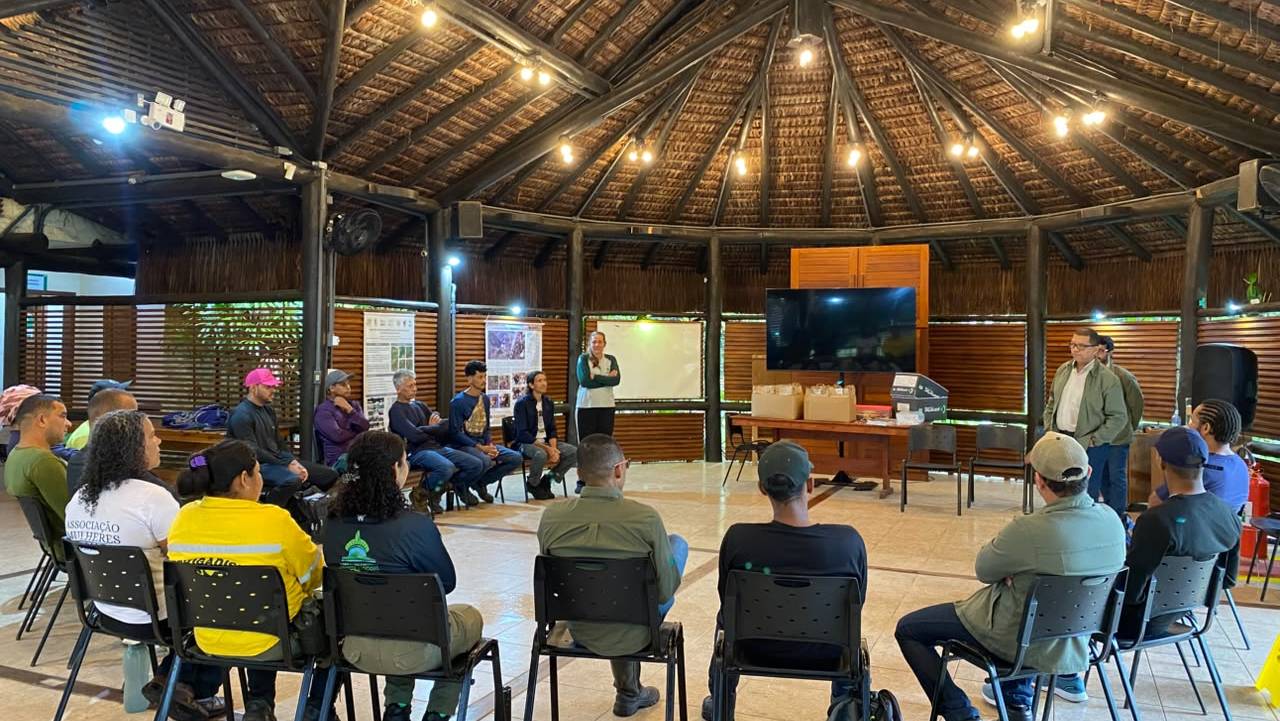 Veracel Celulose apoia curso de identificação botânica para capacitar lideranças comunitárias em restauração ecológica