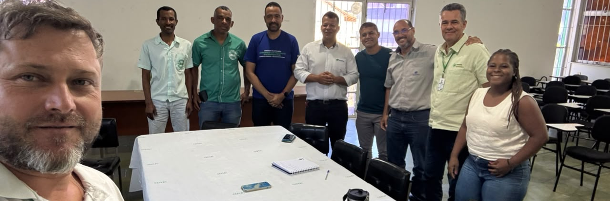 Reunião técnica em Teixeira de Freitas entre ADAB, PAFS e Suzano