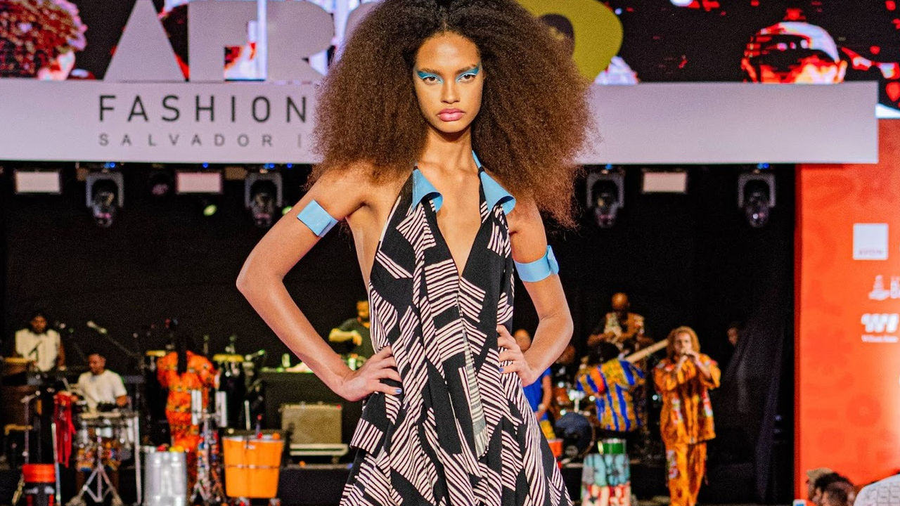 Bracell enaltece a força da diversidade ao participar do maior desfile de moda negra do Brasil